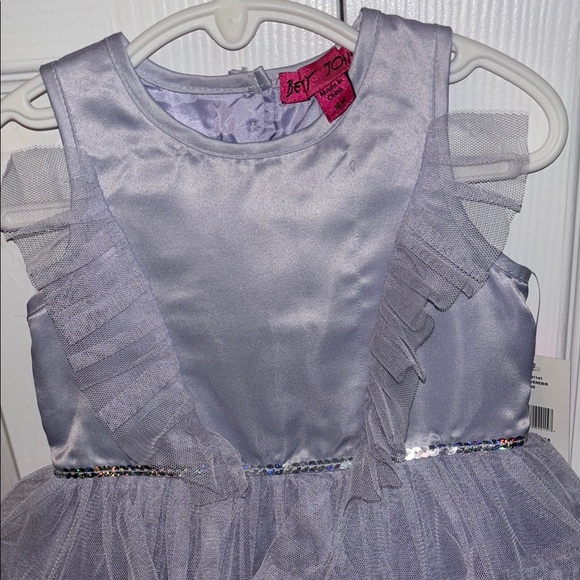Charming Lavender Ruffle formal Dress in with sequins size 18 months - Picture 9 of 9